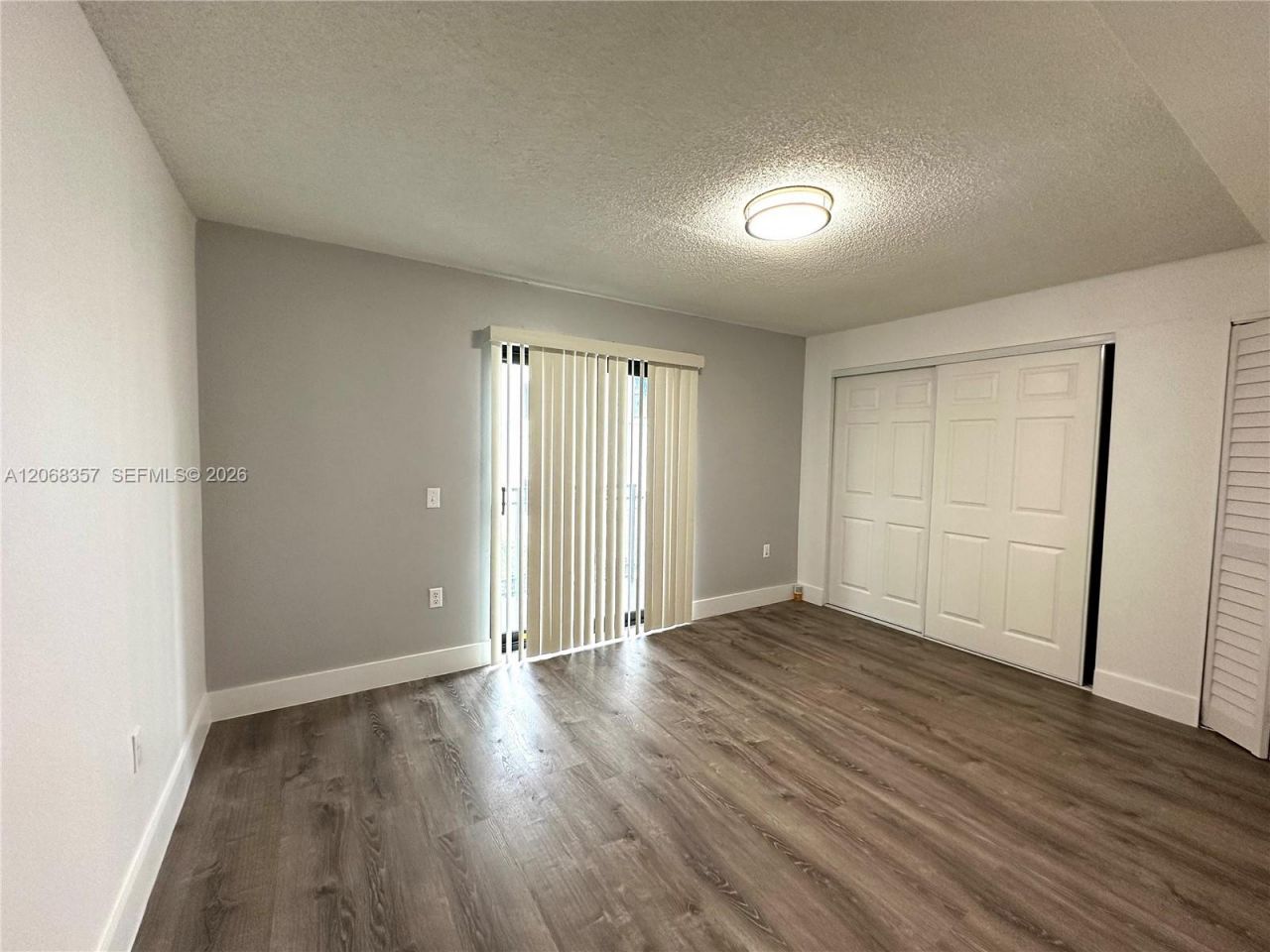 529 SW 4th St, Unit 303, Miami, FL 33130 Photo