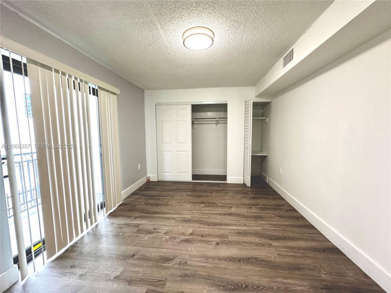 529 SW 4th St, Unit 303, Miami, FL 33130 Photo
