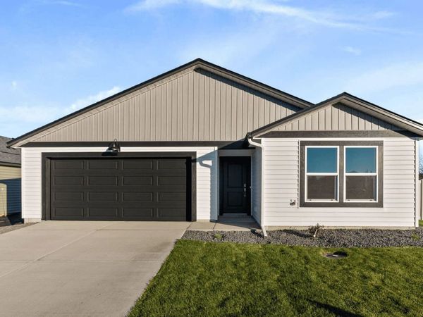 13528 W Sprague Ave, Airway Heights, WA 99001