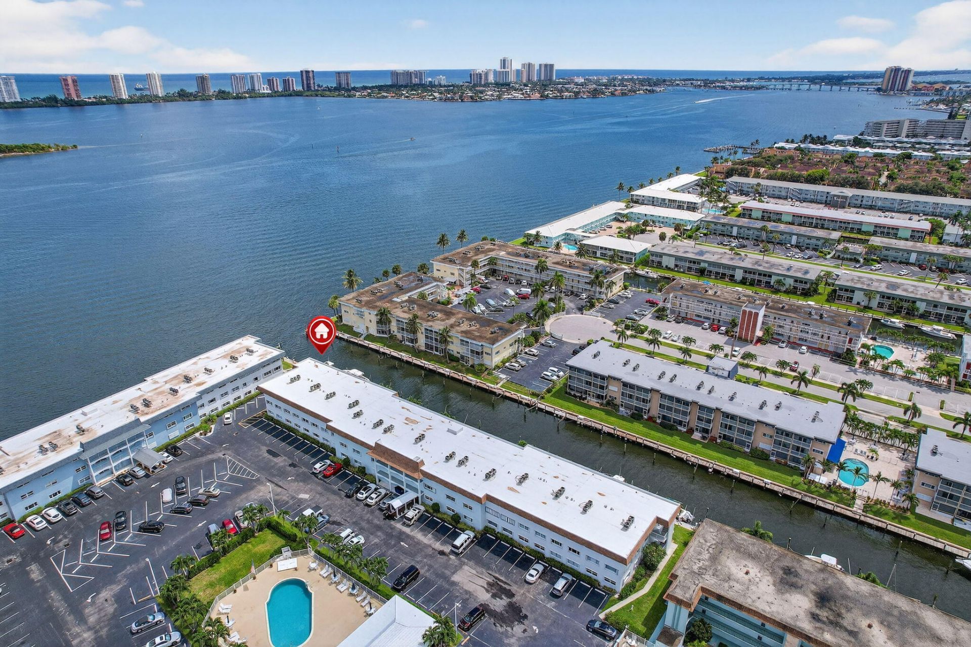 110 Shore Court, Unit 301, North Palm Beach, FL 33408 Photo