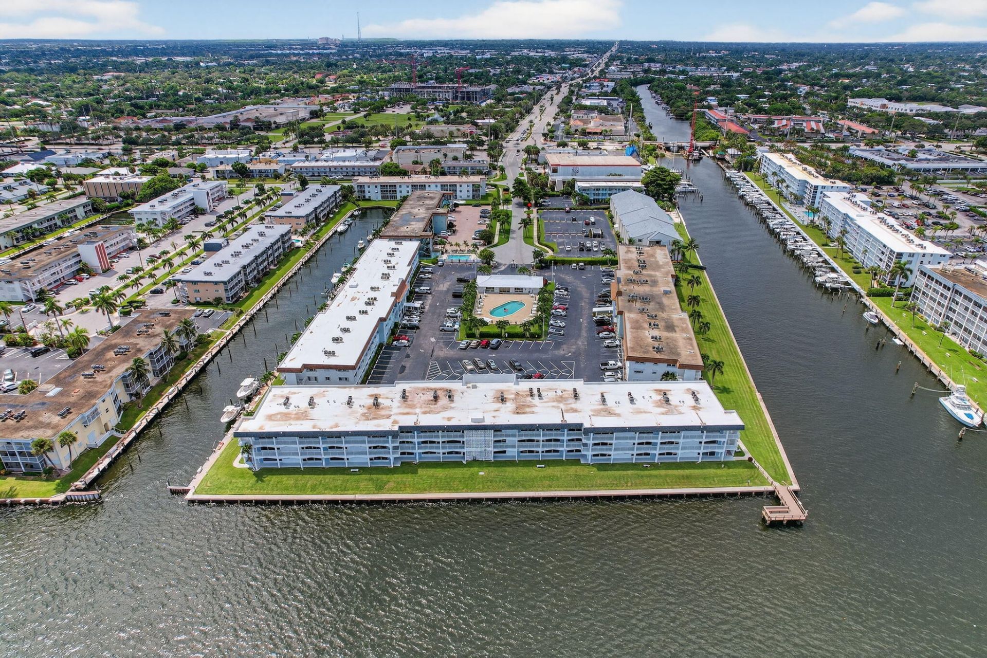 110 Shore Court, Unit 301, North Palm Beach, FL 33408 Photo
