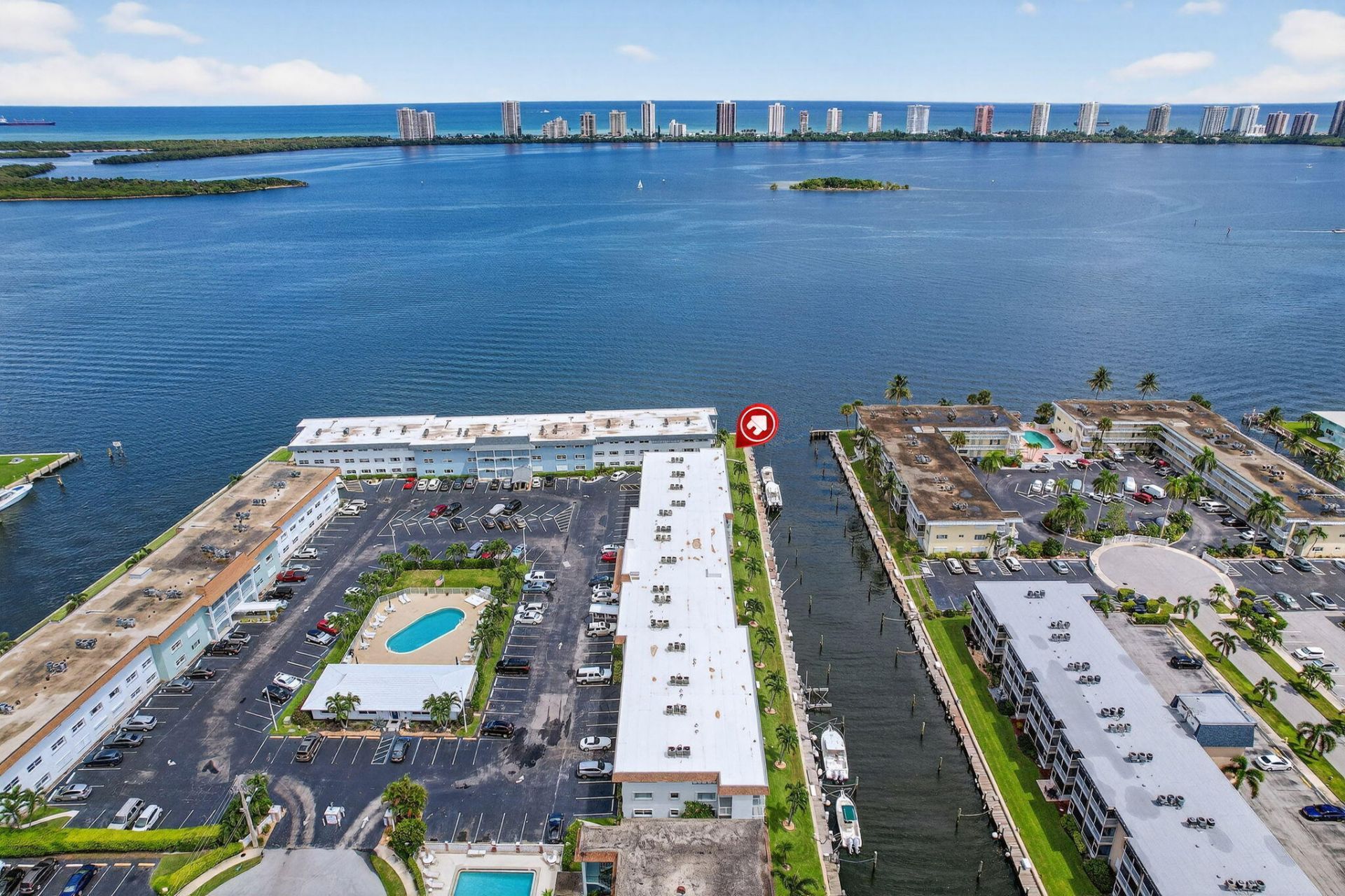 110 Shore Court, Unit 301, North Palm Beach, FL 33408 Photo