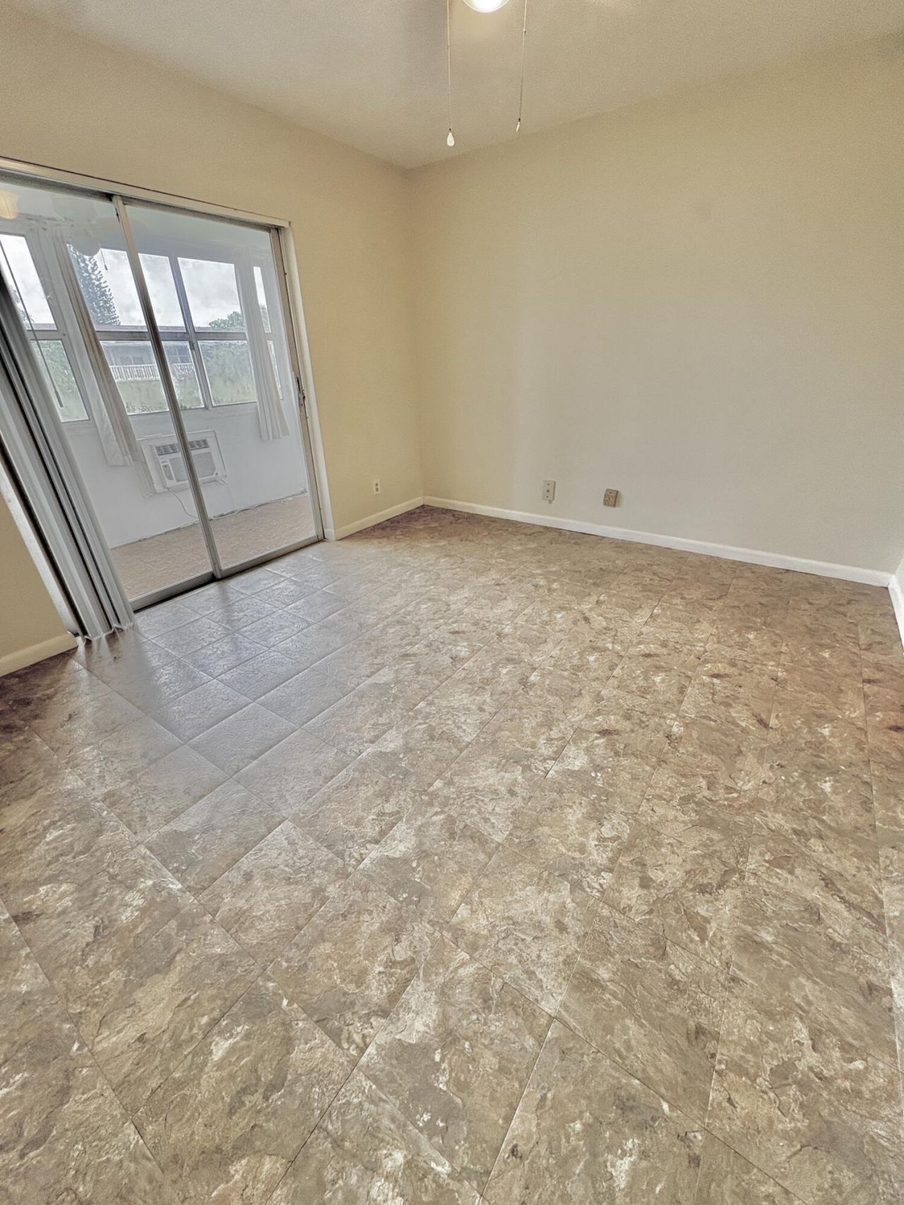 63 Coventry C, West Palm Beach, FL 33417 Photo
