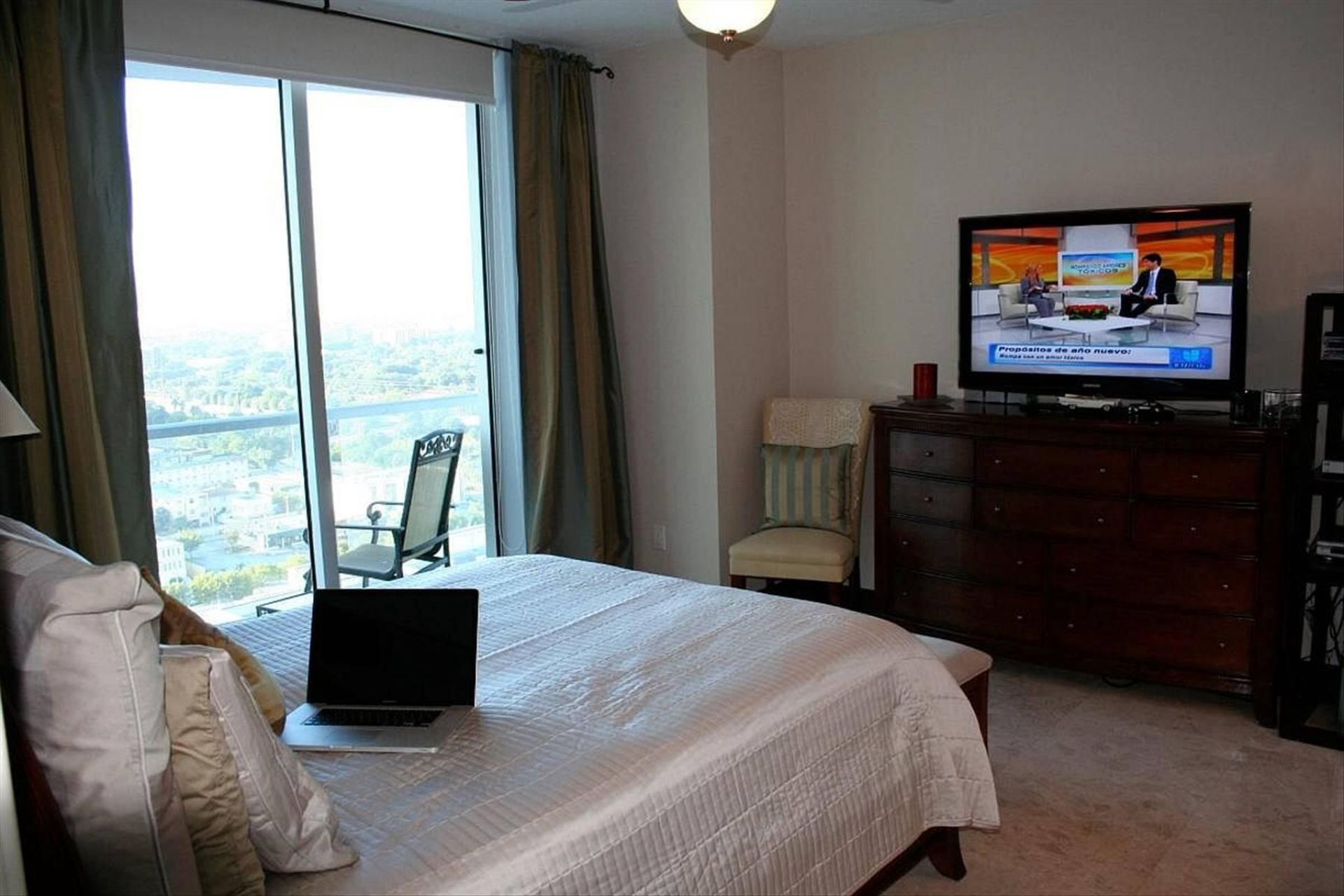 185 SW 7th Street, Unit 1802, Miami, FL 33130 Photo
