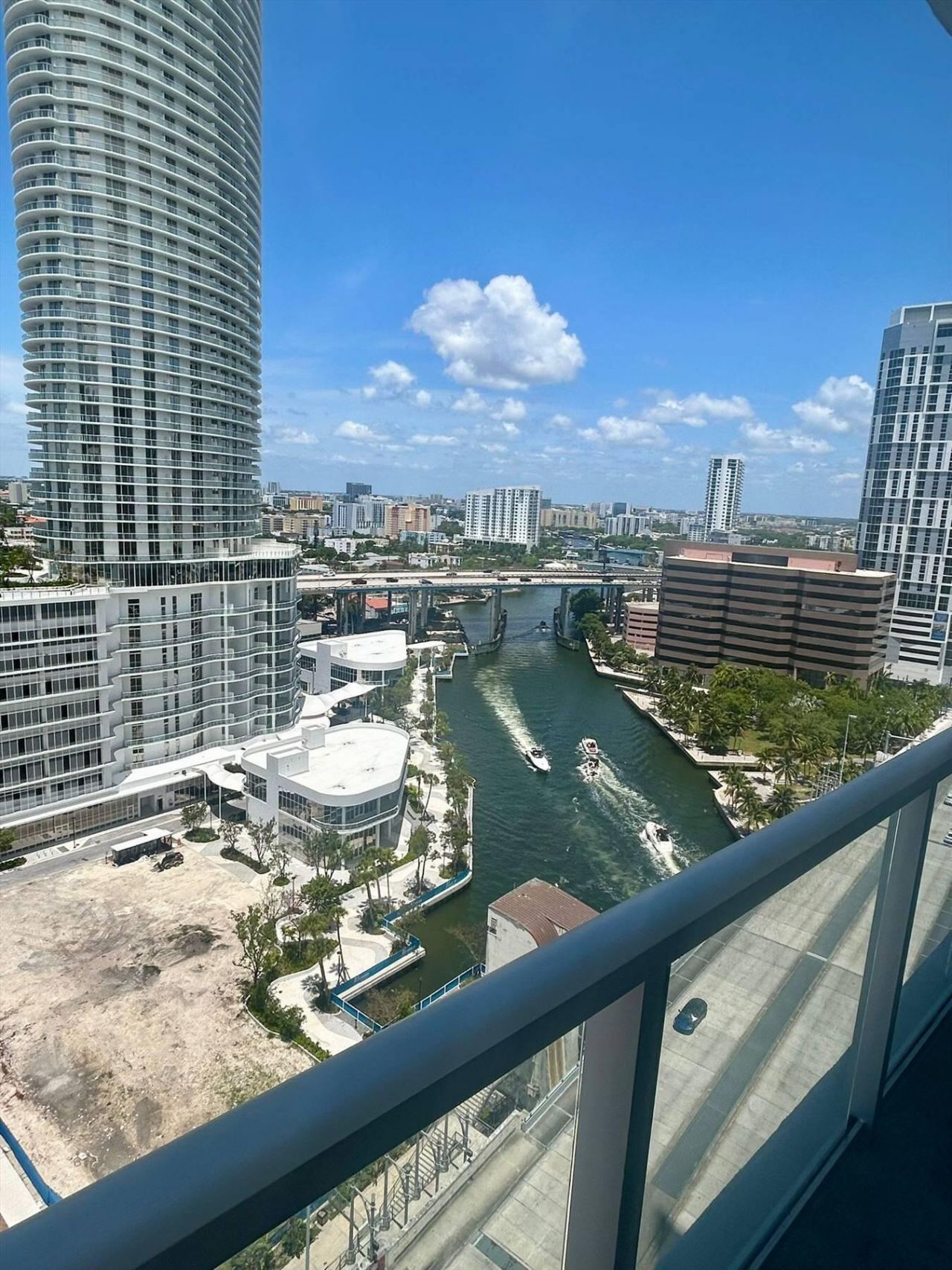 185 SW 7th Street, Unit 1802, Miami, FL 33130 Photo