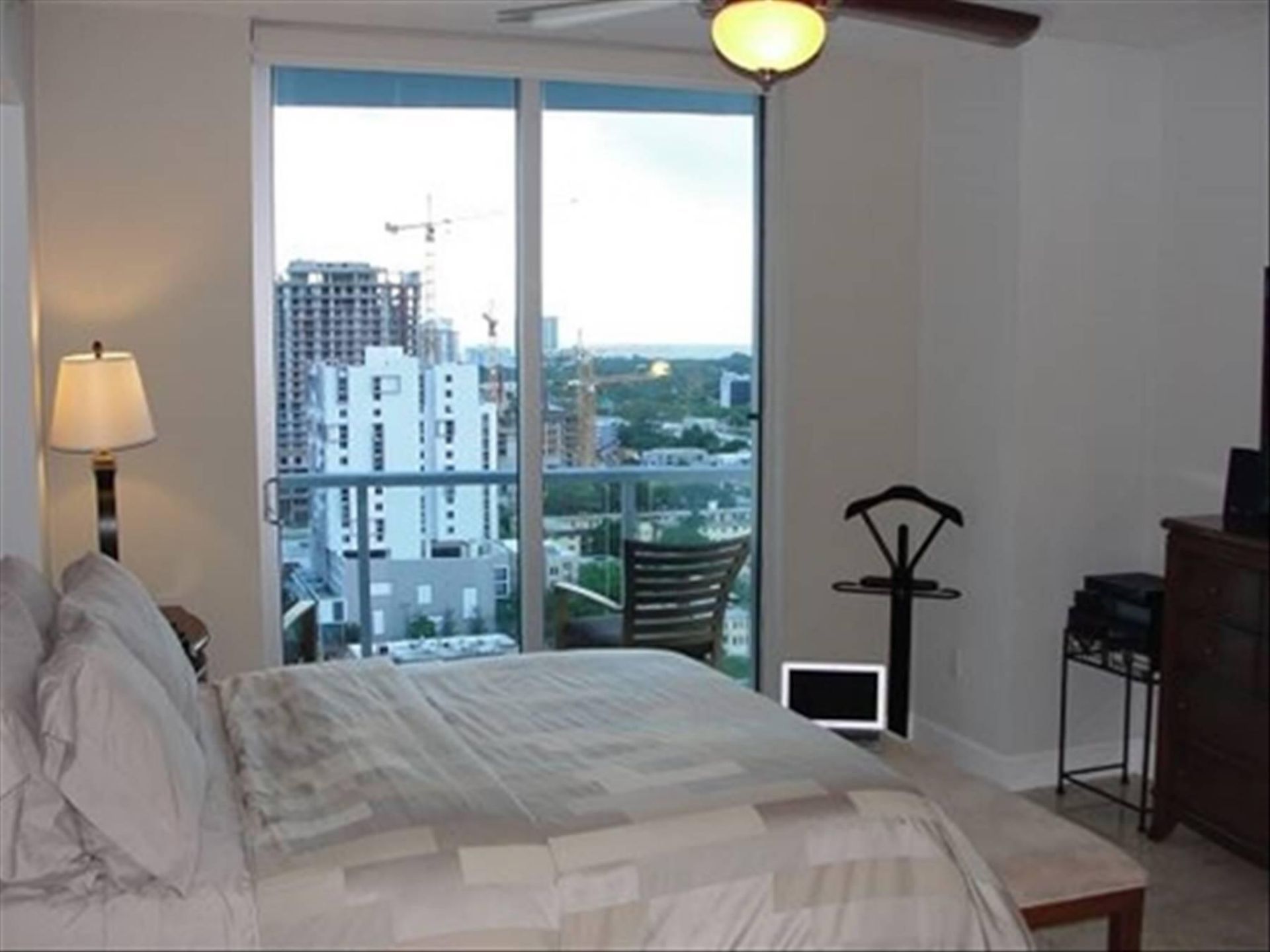 185 SW 7th Street, Unit 1802, Miami, FL 33130 Photo