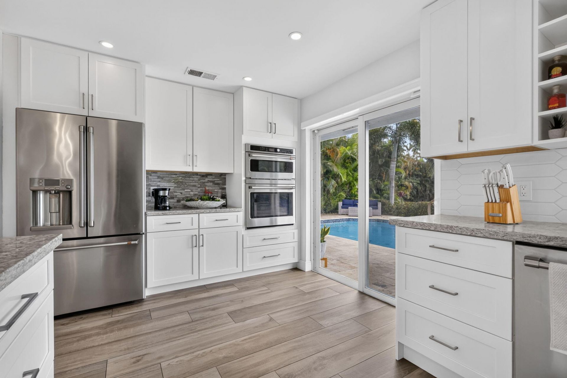 625 Lakewoode Circle W, Delray Beach, FL 33445 Photo
