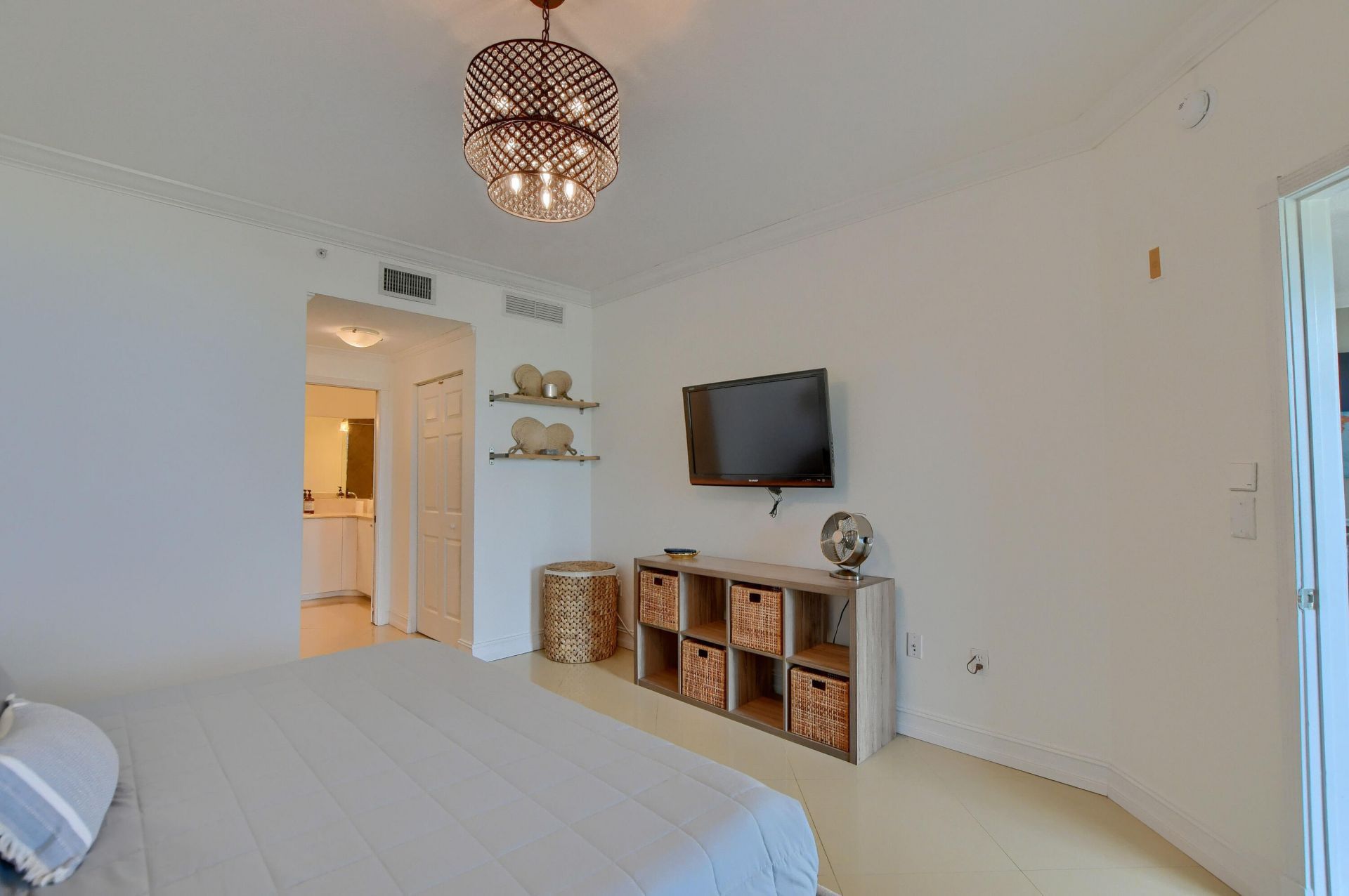 804 E Windward Way, Unit 603, Lantana, FL 33462 Photo