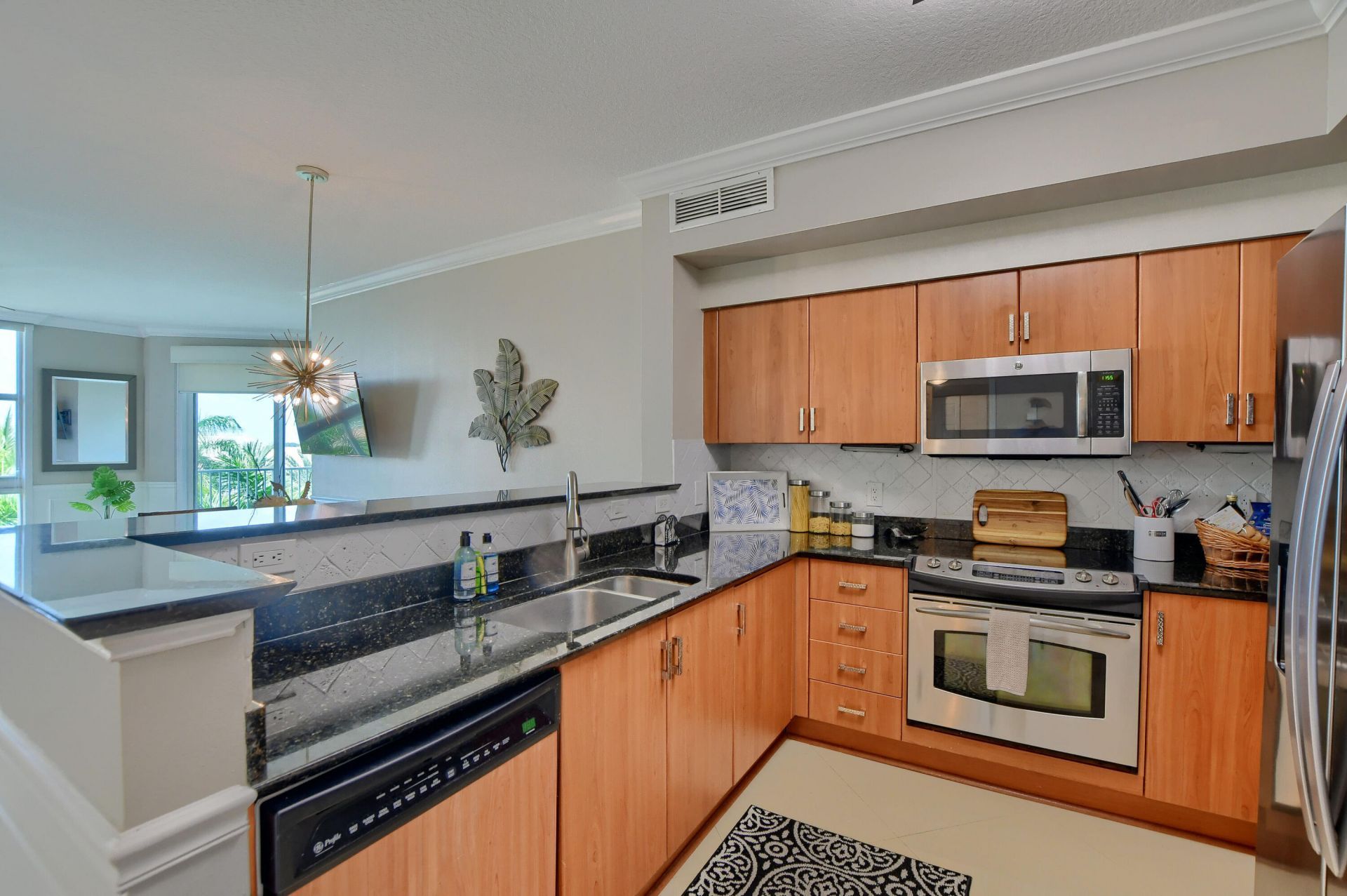 804 E Windward Way, Unit 603, Lantana, FL 33462 Photo
