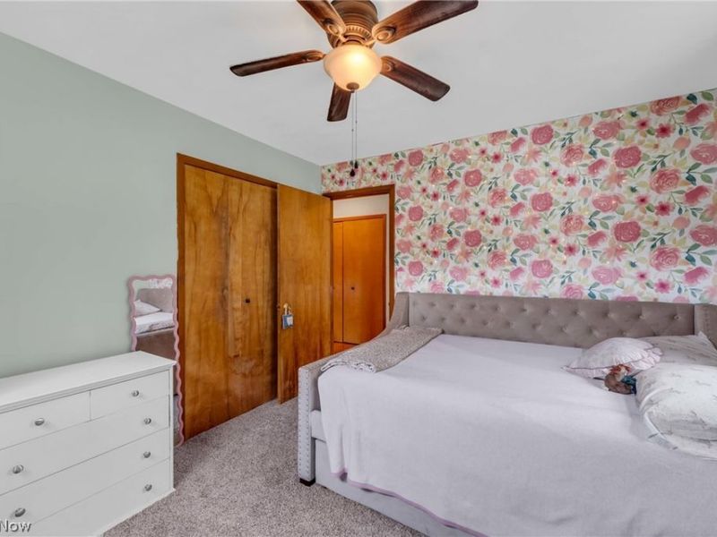 23216 Alexander Road, North Olmsted, OH 44070 Photo 17