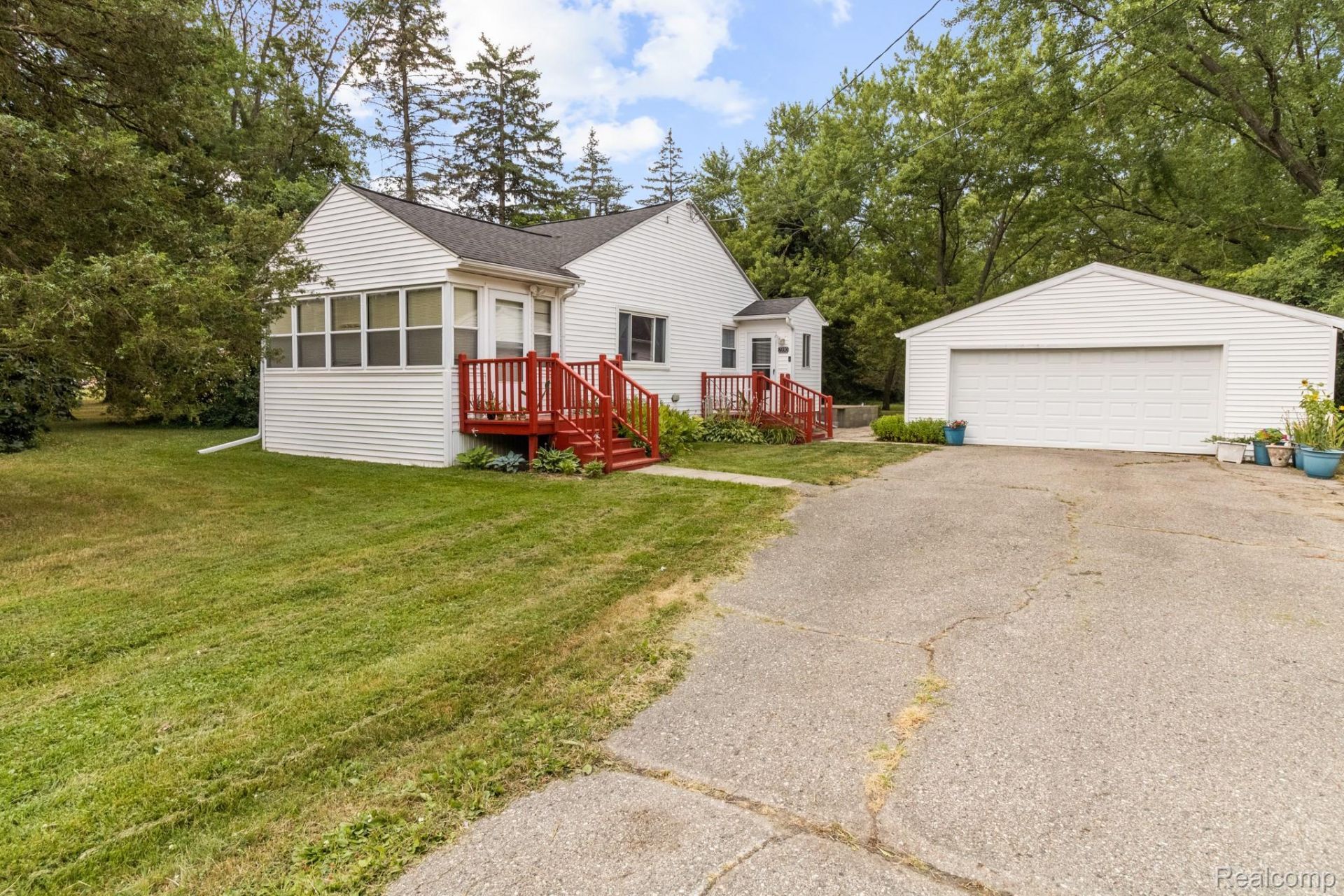 7330 Embury Road, Grand Blanc Township, Mi 48439 Main Photo