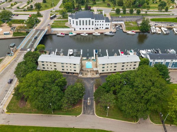 2 Marine Drive , Unit 8, Michigan City, IN 46360
