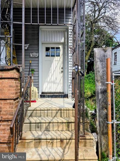 3111 N 7th Street, Philadelphia, PA 19133 Main Photo