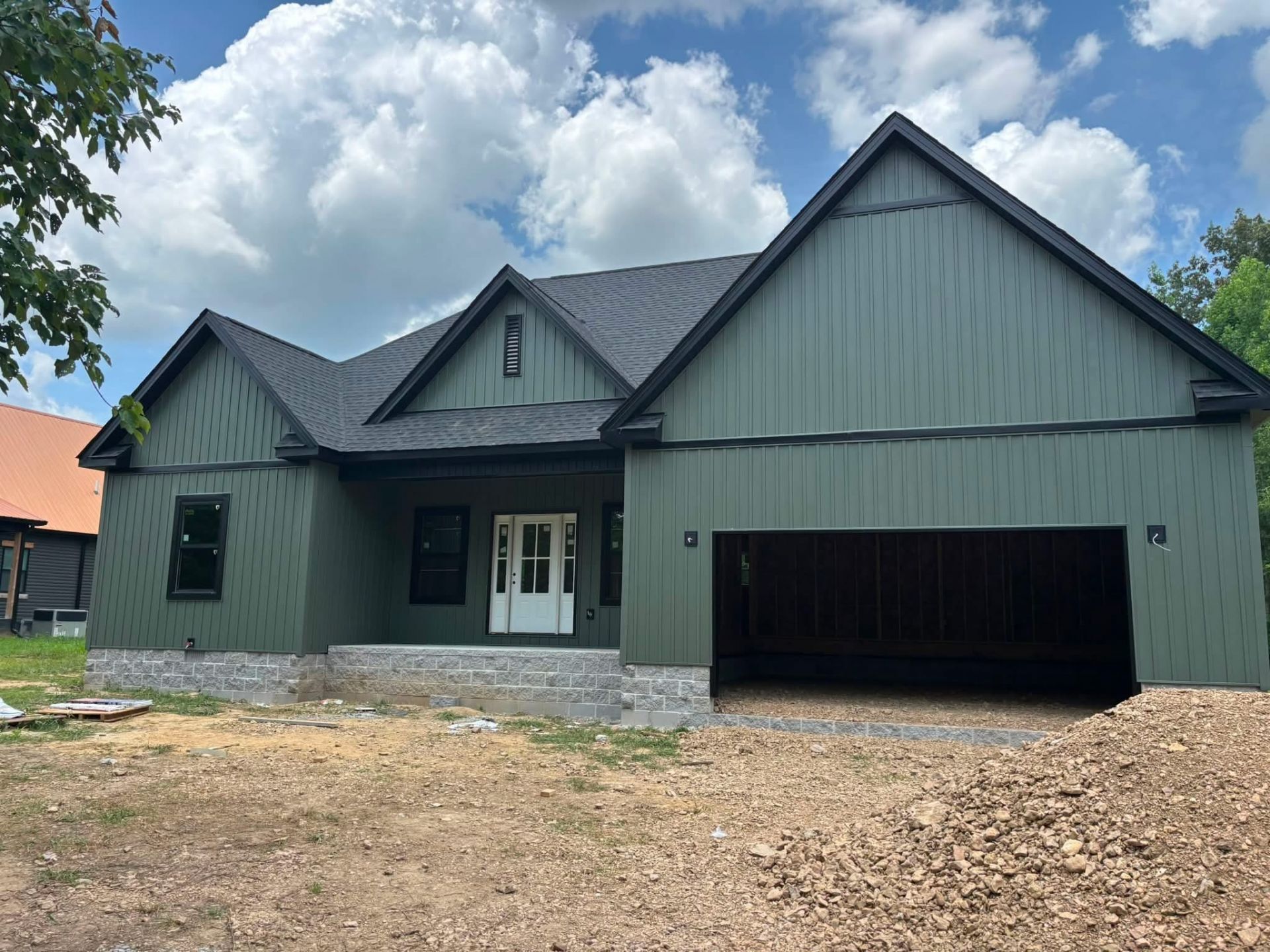 724 Dearman St, Smithville, TN 37166 Main Photo