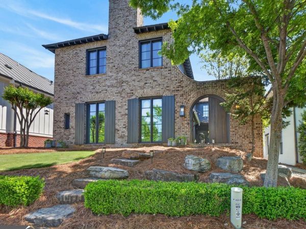 6905 Colfax Avenue, Cumming, GA 30040