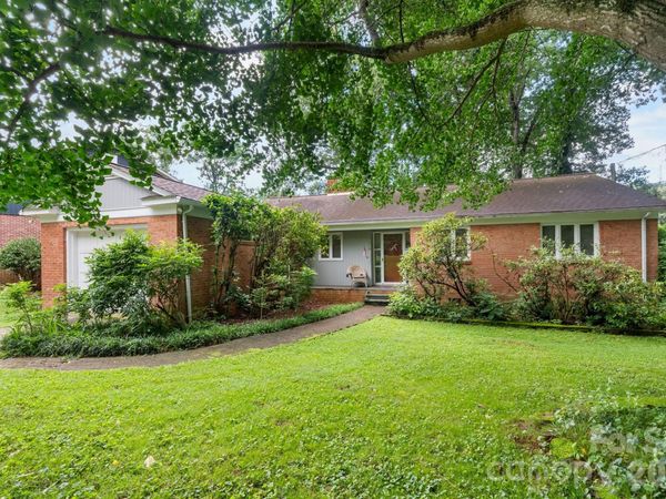 219 West Park Drive , Morganton, NC 28655