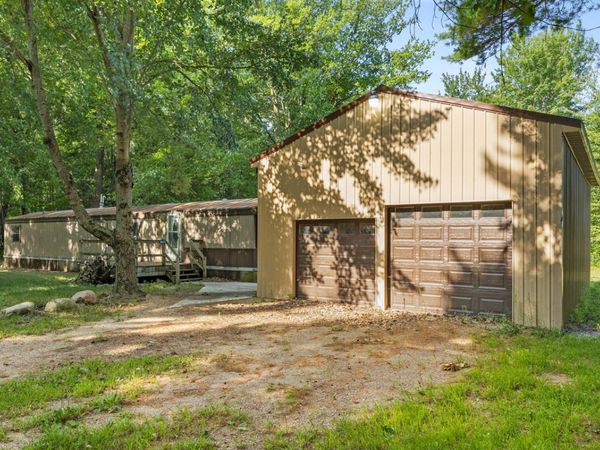 11825 Federal Road, Morley, MI 49336