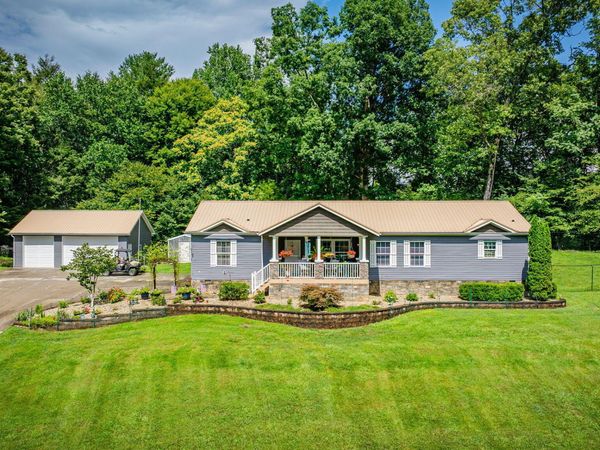 488 Mcinturff Springs, Erwin, TN 37650