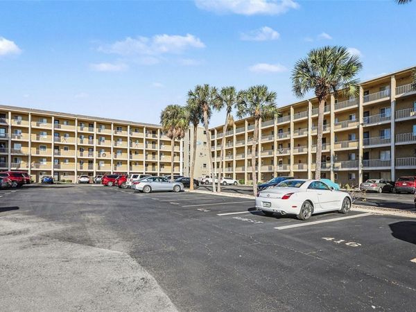 3723 LAKE BAYSHORE DRIVE , Unit H206, BRADENTON, FL 34205