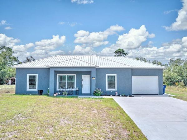 230 E CANAL WAY NE, LAKE PLACID, FL 33852
