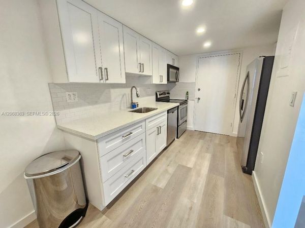 18081 Biscayne Blvd , Unit 1702, Aventura, FL 33160