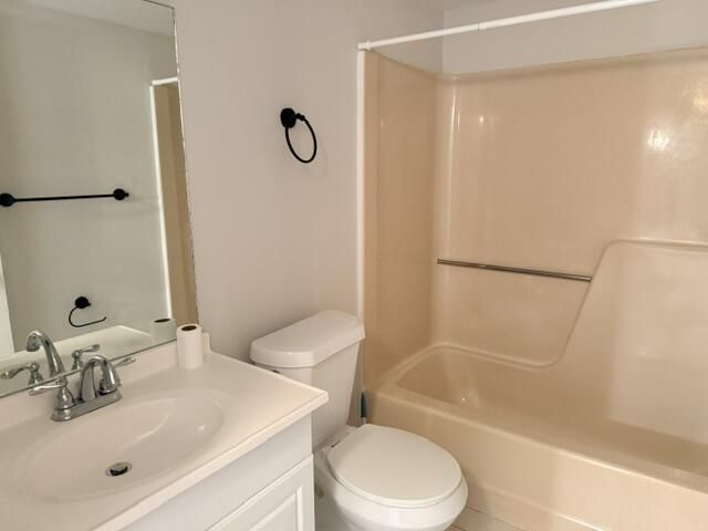 22064 Palms Way, Unit 102, Boca Raton, FL 33433 Photo