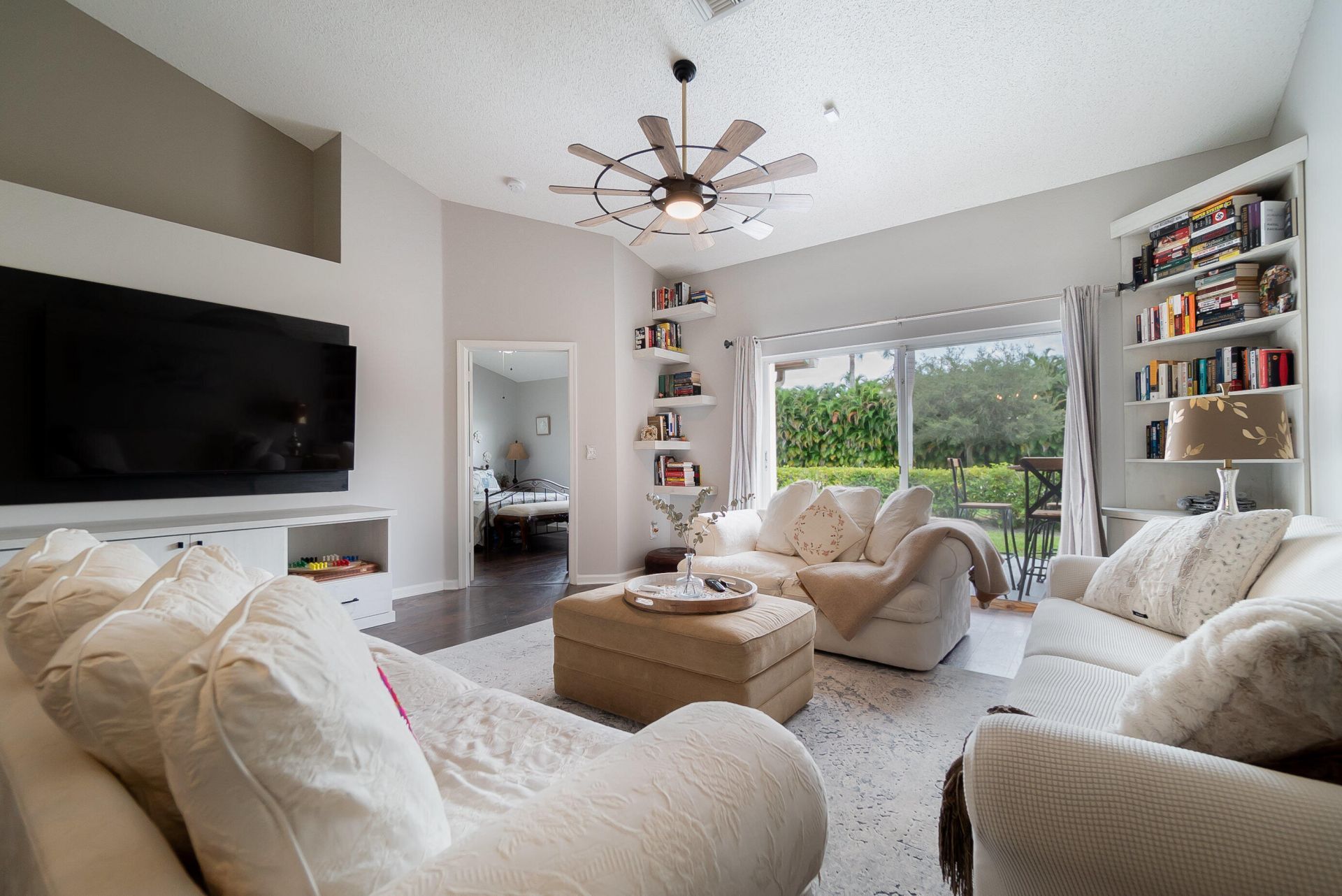 10537 Pelican Drive, Wellington, FL 33414 Photo