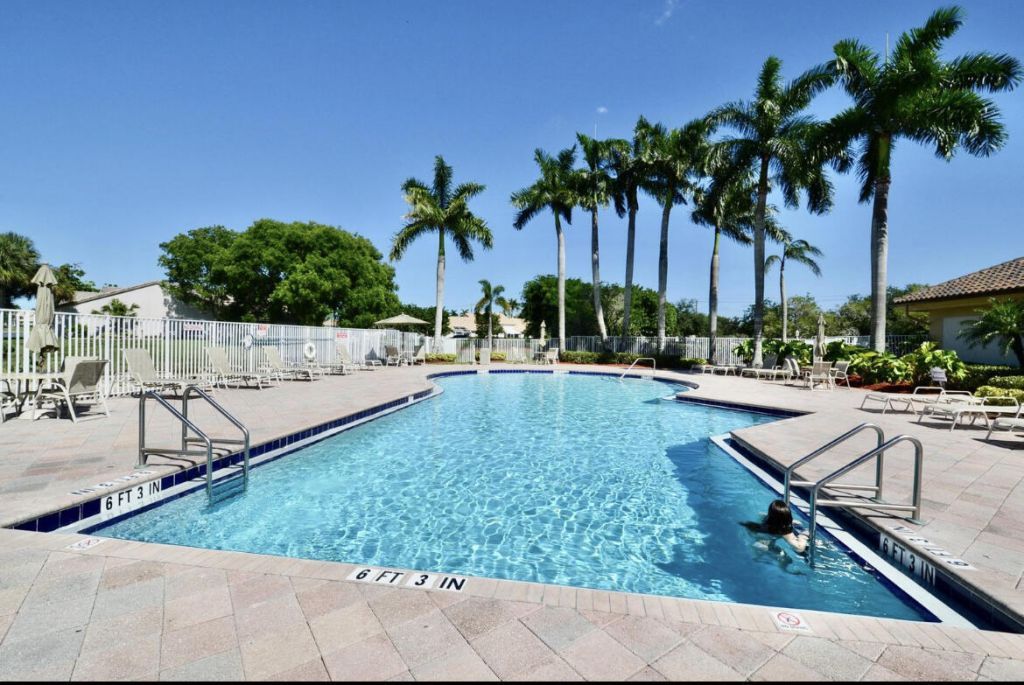 10537 Pelican Drive, Wellington, FL 33414 Photo