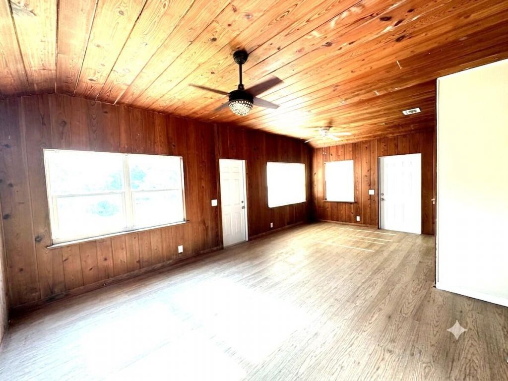 1764 W Midway, Fort Pierce, FL 34981 Photo