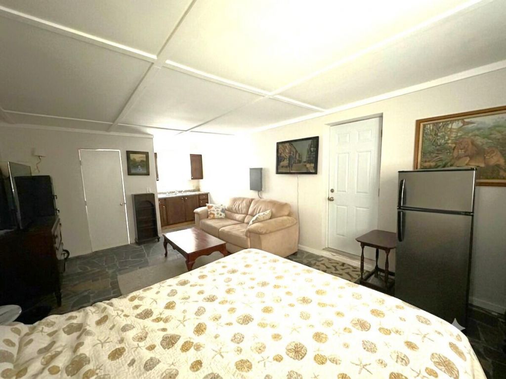 1764 W Midway, Fort Pierce, FL 34981 Photo