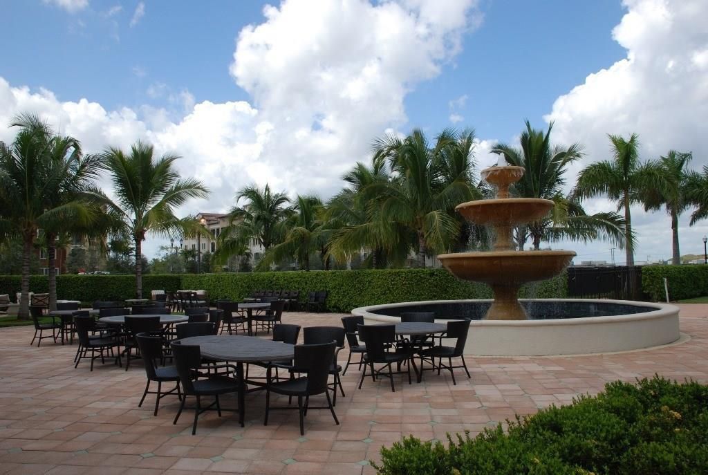 3055 NW 126th Avenue, Unit 321, Sunrise, FL 33323 Photo