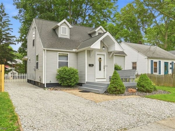 38235 Woodside Avenue , Willoughby, OH 44094