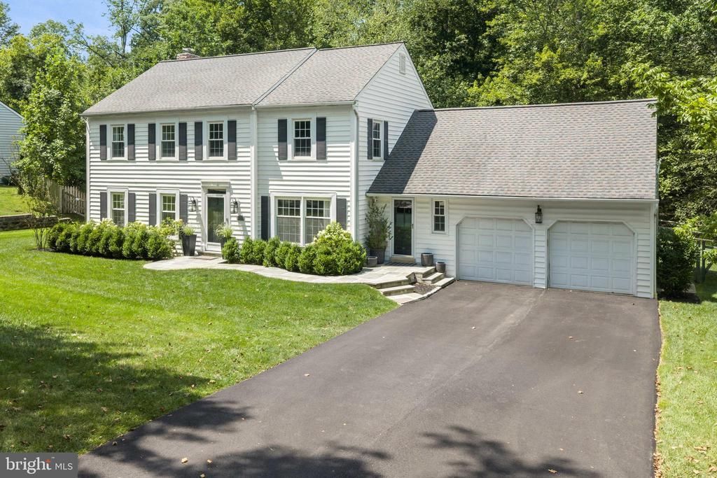 683 HOLLOW ROAD , WAYNE, PA 19087