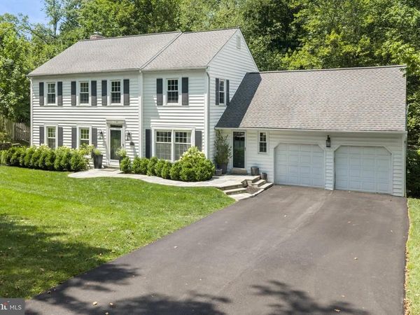 683 HOLLOW ROAD , WAYNE, PA 19087