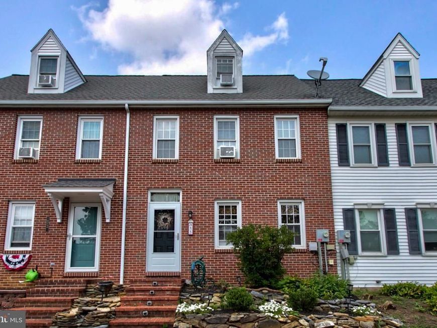 55 Hilldale Drive, Ephrata, PA 17522 Main Photo