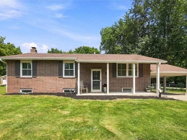 202 South Street, Lathrop, MO 64465