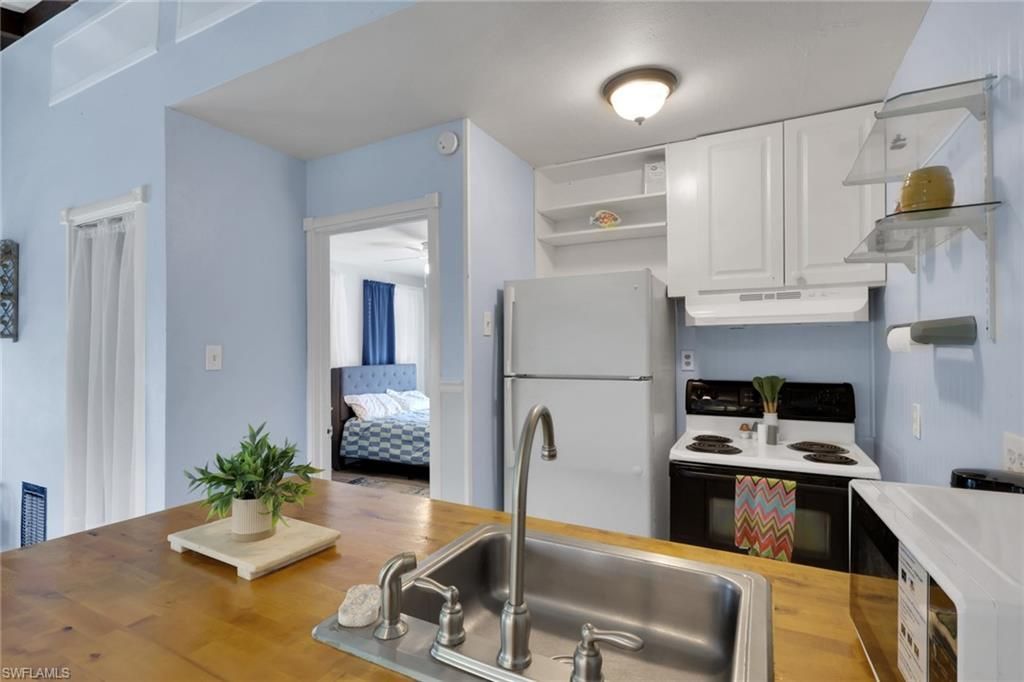226 Connecticut St, Fort Myers Beach, FL 33931 Photo