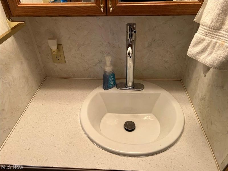 17850 Lashley Road, Unit 83-84, Senecaville, OH 43780 Photo 21