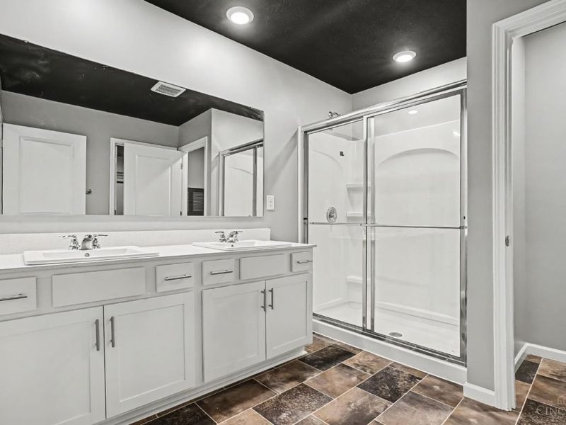 123 Ashburn Way, New Richmond, OH 45157 Photo 9