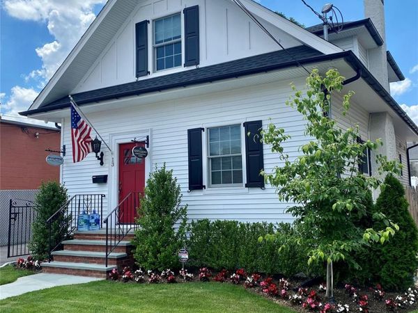 13 Lincoln Road , Franklin Square, NY 11010