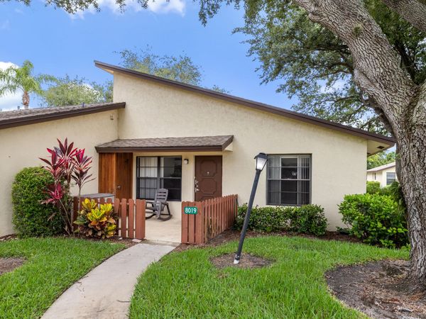 8019 SE Villa Circle, Hobe Sound, FL 33455