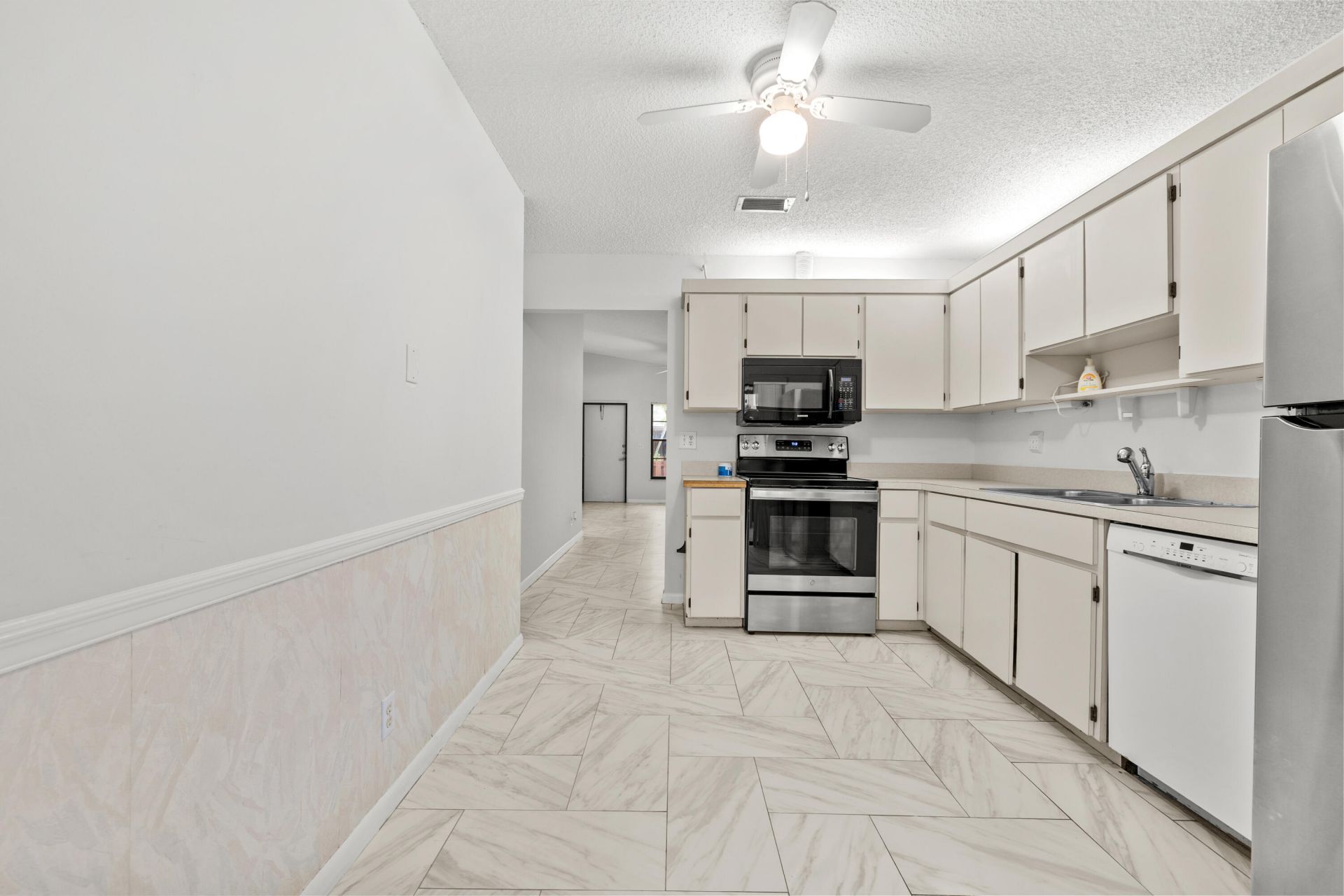 8019 SE Villa Circle, Hobe Sound, FL 33455 Photo