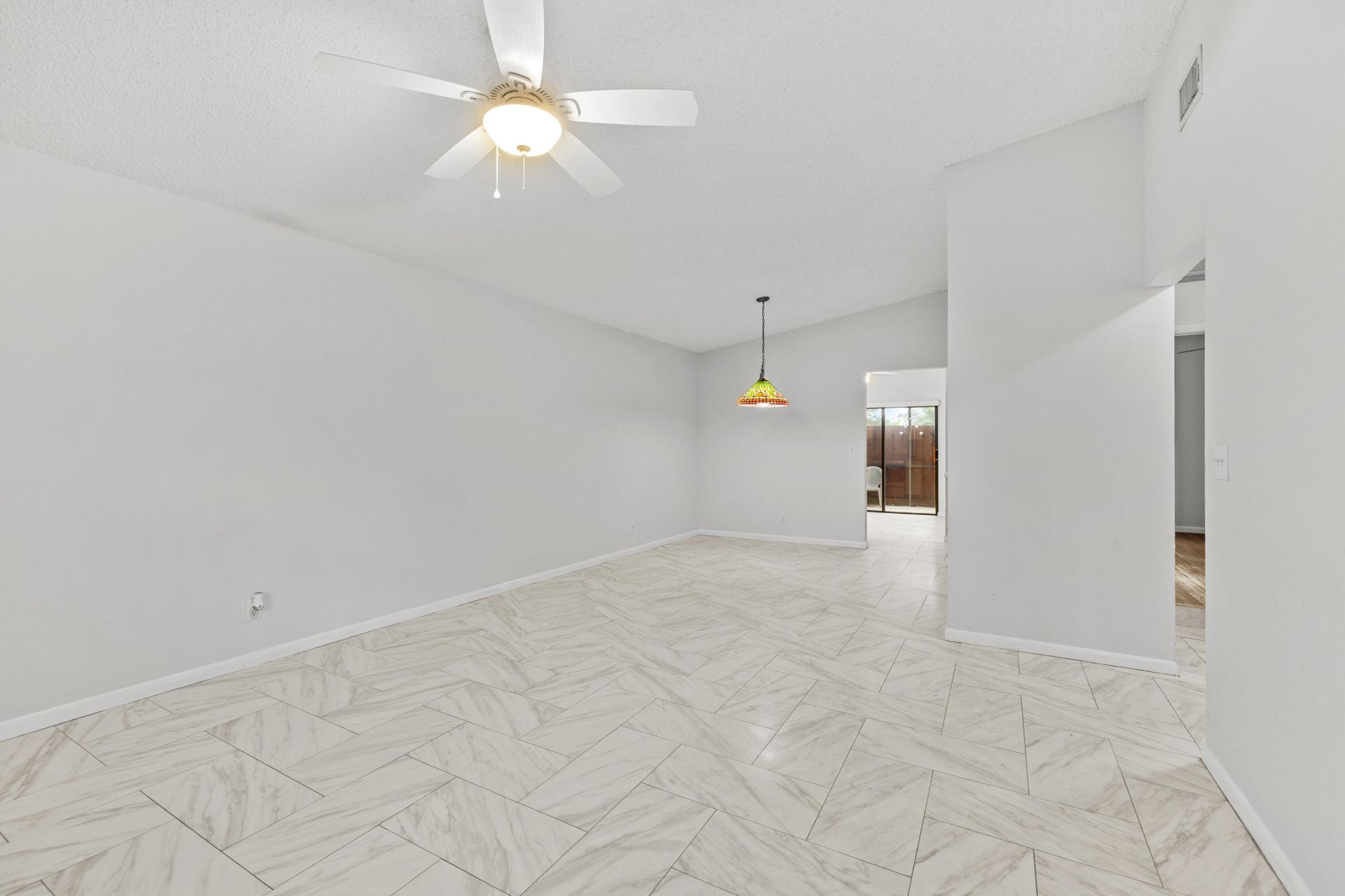 8019 SE Villa Circle, Hobe Sound, FL 33455 Photo