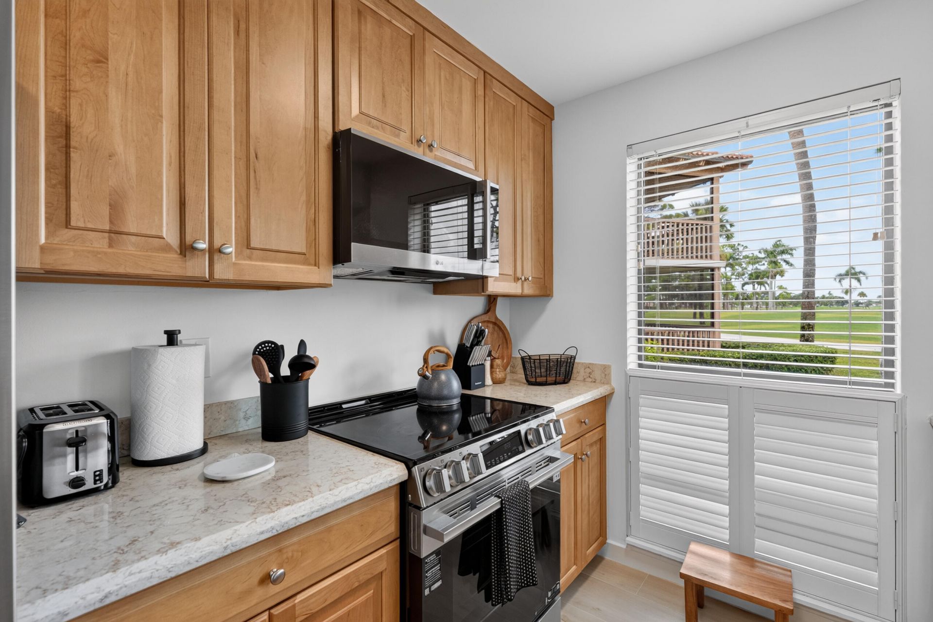 302 Brackenwood Circle, Palm Beach Gardens, FL 33418 Photo