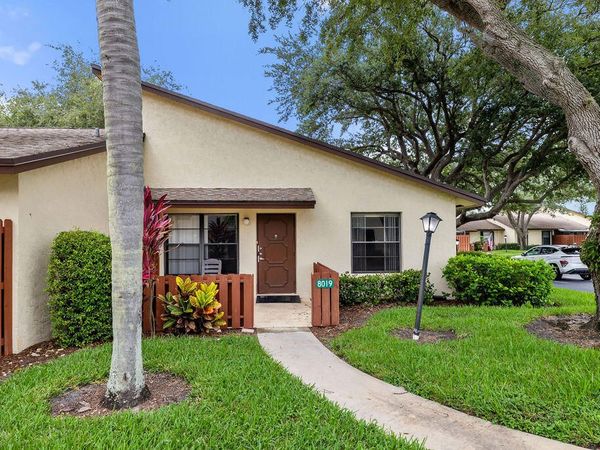 8019 SE Villa Circle, Hobe Sound, FL 33455