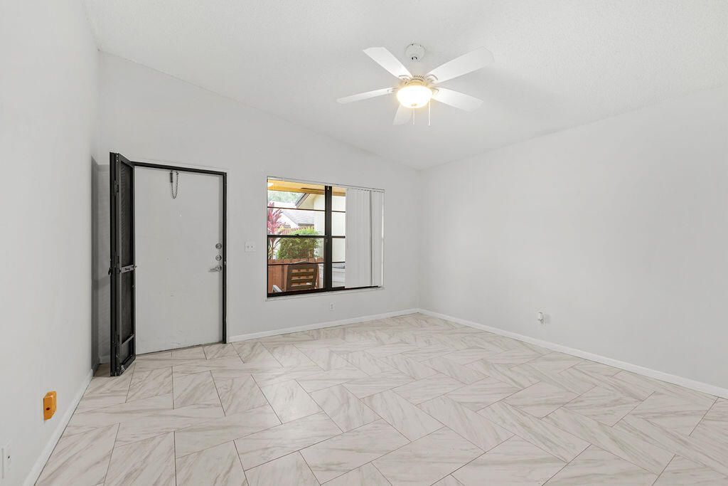 8019 SE Villa Circle, Hobe Sound, FL 33455 Photo