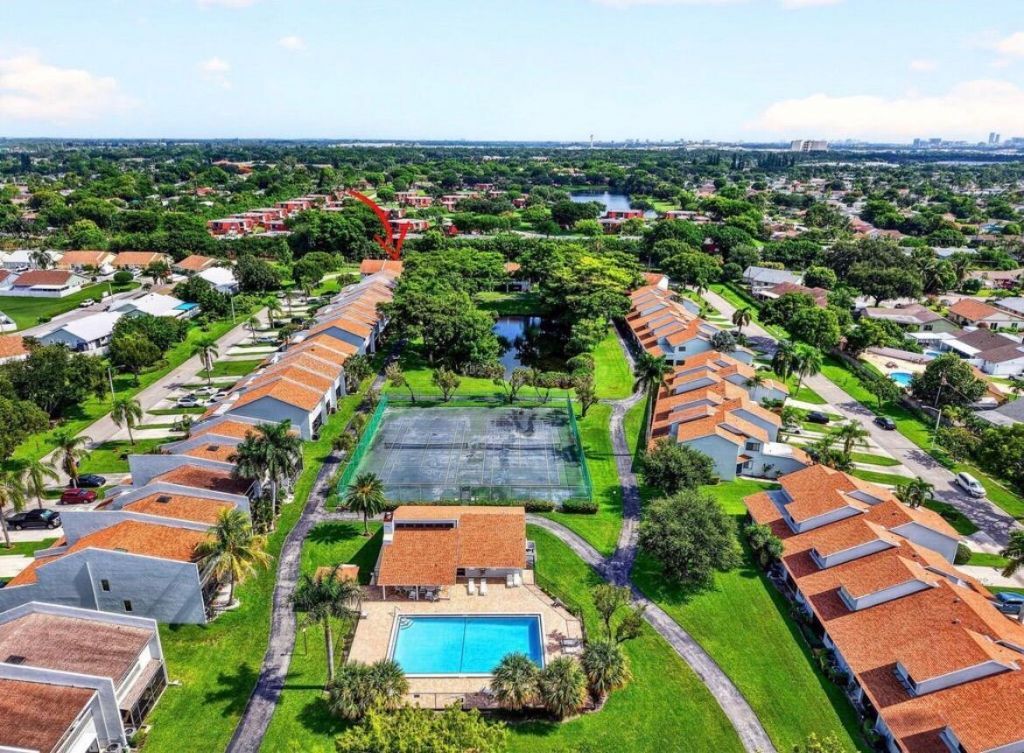 1701 Woodbridge Lakes Circle, West Palm Beach, FL 33406 Photo