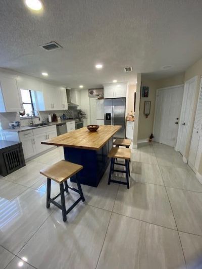 1701 Woodbridge Lakes Circle, West Palm Beach, FL 33406 Photo