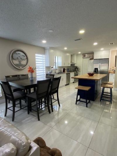 1701 Woodbridge Lakes Circle, West Palm Beach, FL 33406 Photo