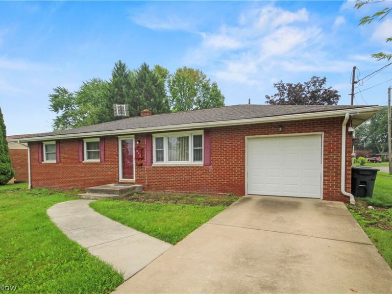 945 Larkridge Avenue, Boardman, OH 44512 Photo 1